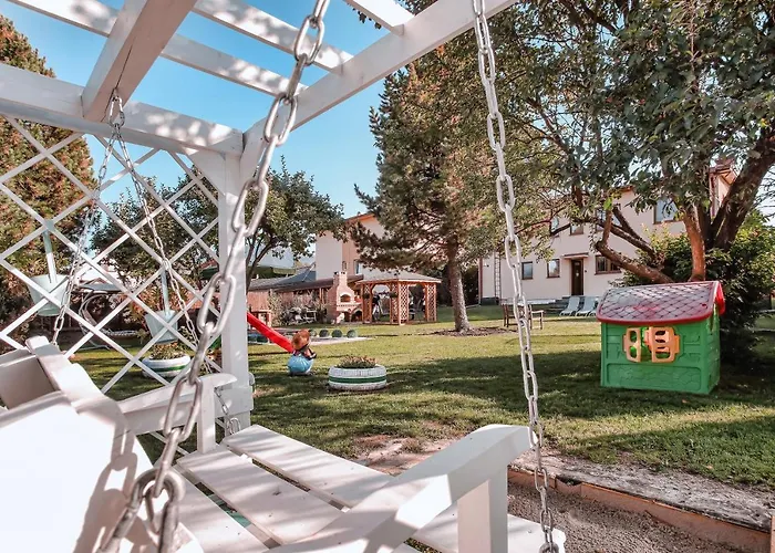 Laura * Liptovský Mikuláš